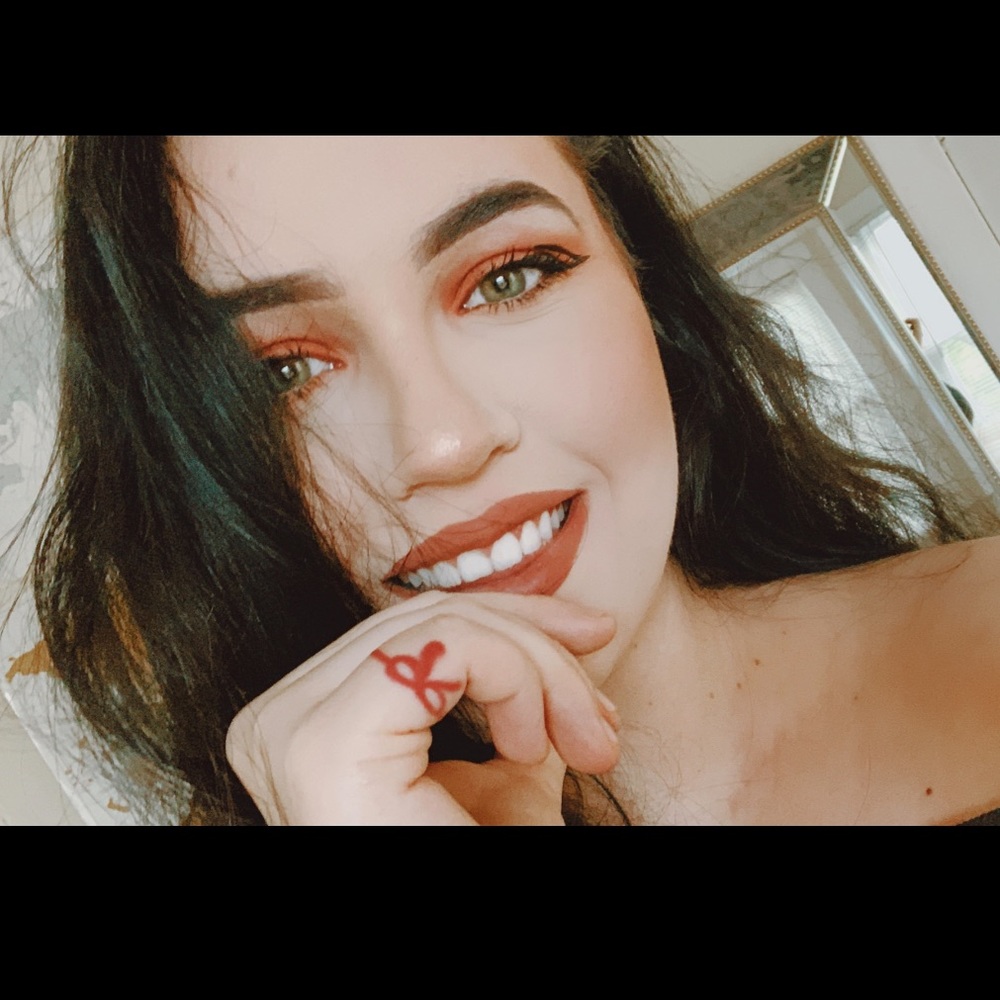 Meet your Posher, Breanna